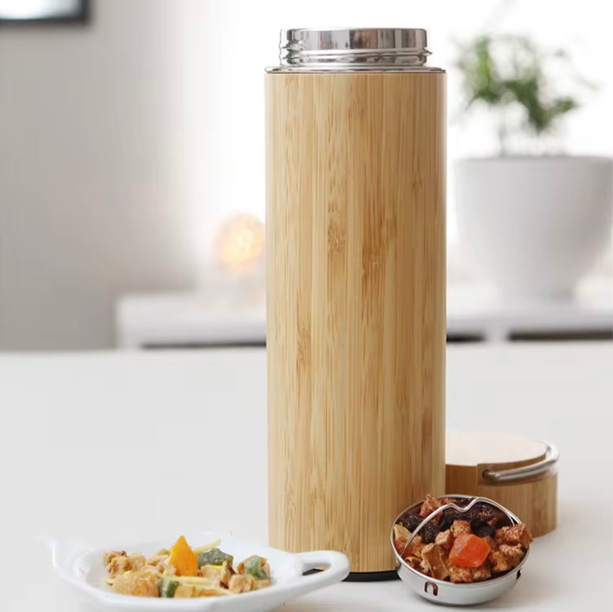 Bamboo Lid Thermos/ ترموس بغطاء من البامبو ومصفاة شاي داخلية