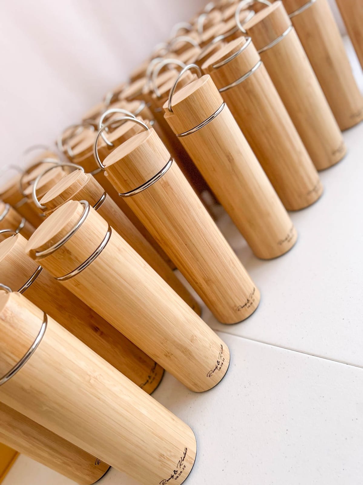 Bamboo Lid Thermos/ ترموس بغطاء من البامبو ومصفاة شاي داخلية