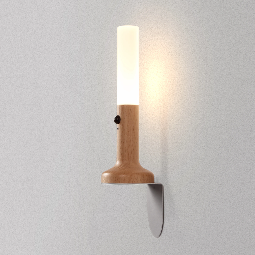 Intelligent sensor light