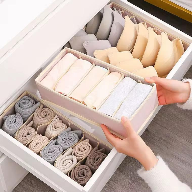 Wardrobe organizer box